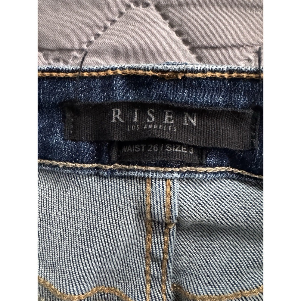 Risen Jeans Straight Leg Vintage Washed RDP1268 Sz 3/26 Frayed Distressed GUC - Picture 5 of 12